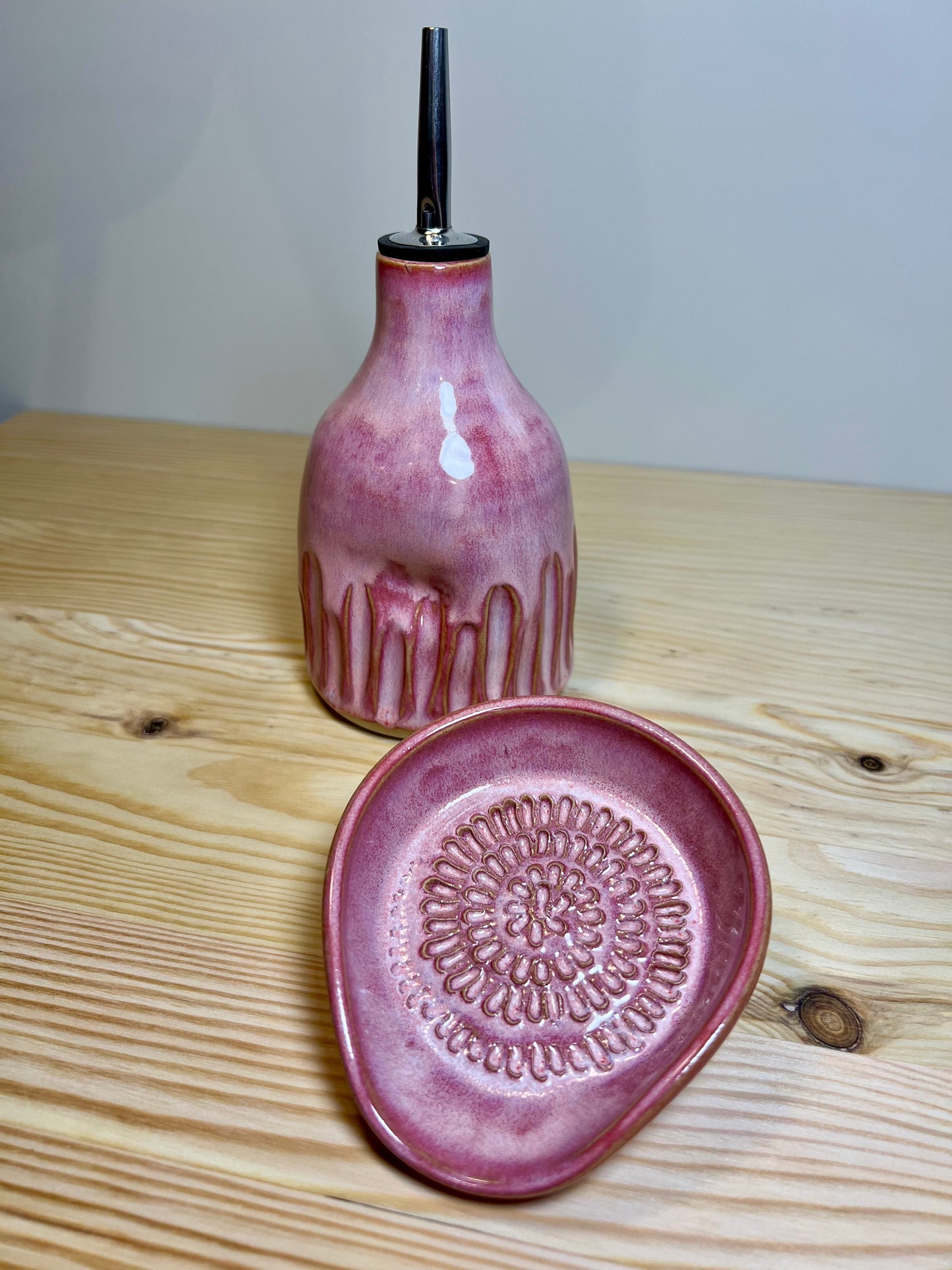 Oliefles + knoflook grater lepelhouder set